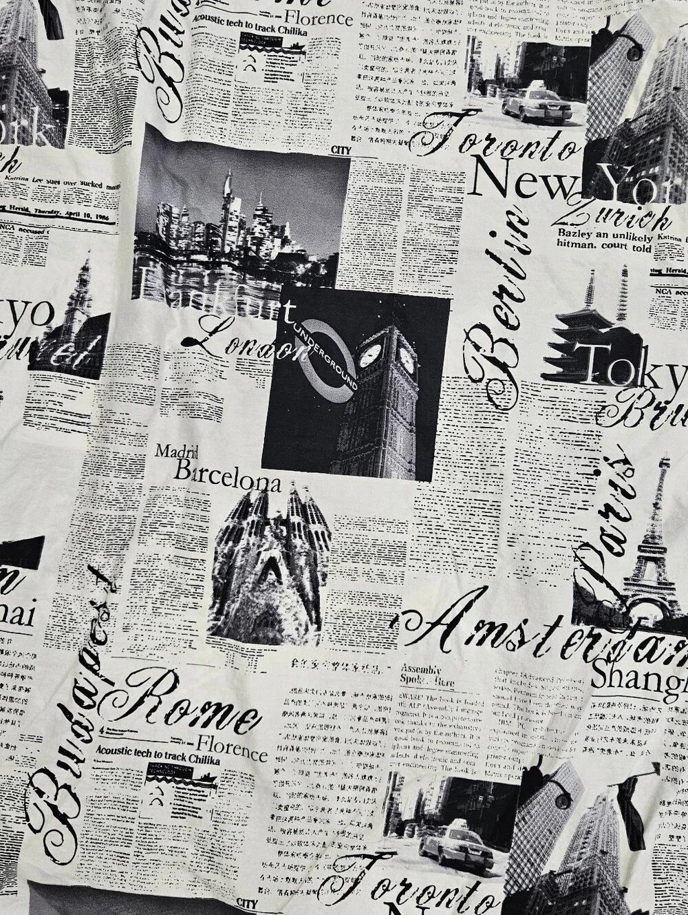 Alamode Bedlam Passport Paris London Black White TWIN Duvet Reversible Cotton
